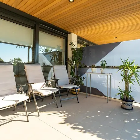 Ballena Apartment *